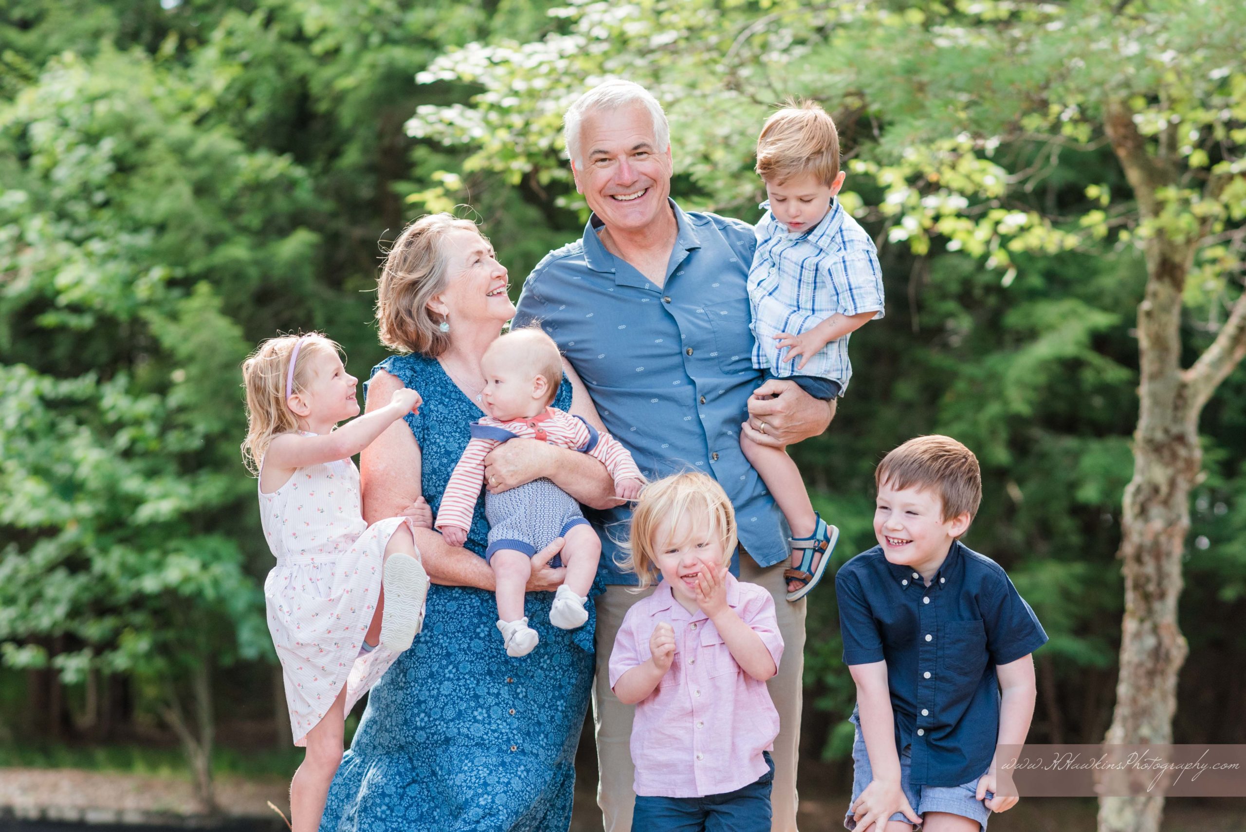 Grandma, Grandpa and their grandkids for extended inlet ny family pictures